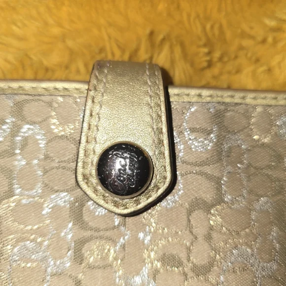 Sold Vintage Coach Lurex Metallic Snap Wallet - Picture 3 of 5